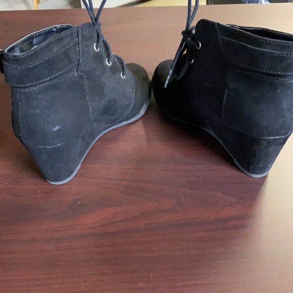 So wedge booties - Picture 5 of 8